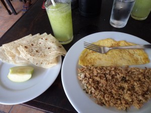 Petit-déjeuner maldivien avec le délicieux mashuni
