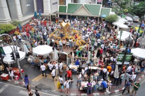 Erawan - Scène du quotidien près des shopping mall