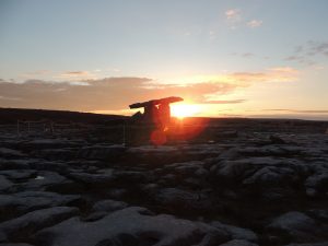 Poulnabrone dolmen sunrise coucher de soleil